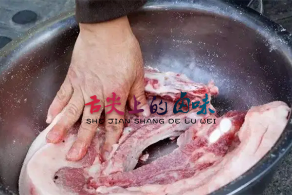 卤肉腌制